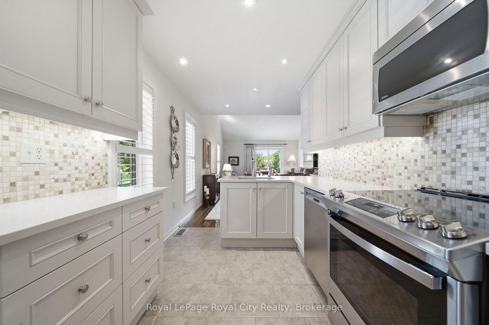 60 Ptarmigan Drive • #37 • Guelph, ON photo 15