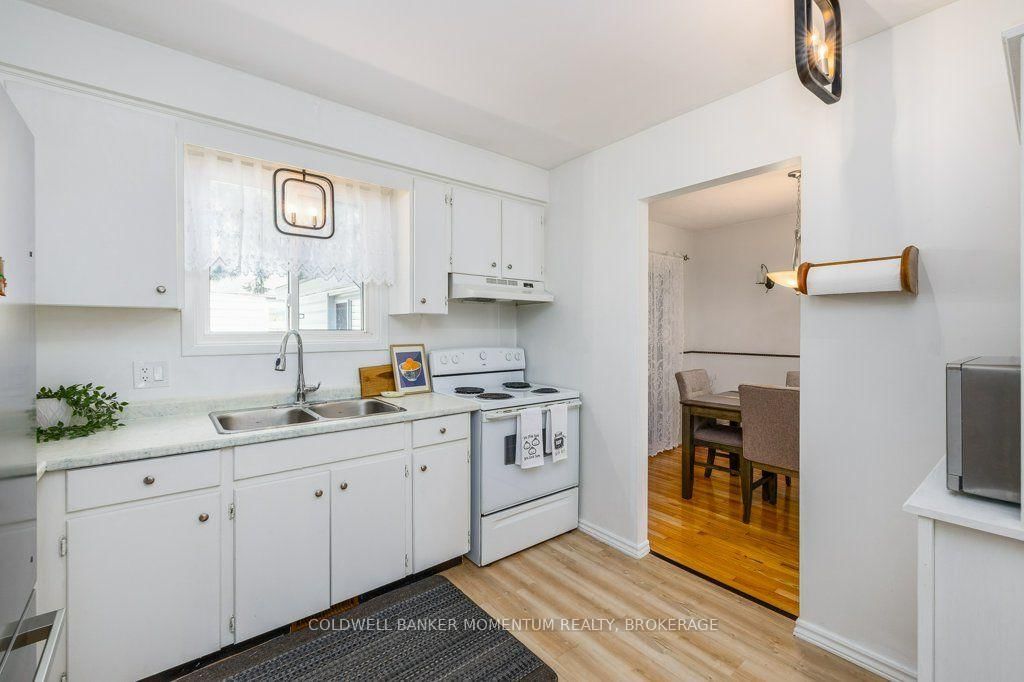 121 Dorothy Street • St. Catharines, ON photo 14