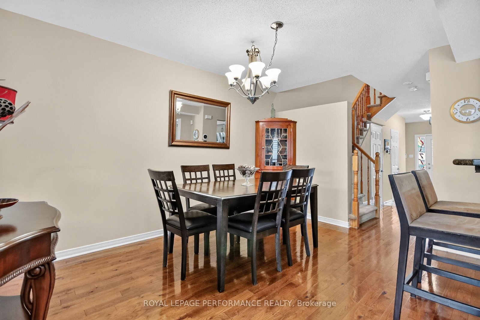 7 Calaveras Avenue • Ottawa, ON photo 11