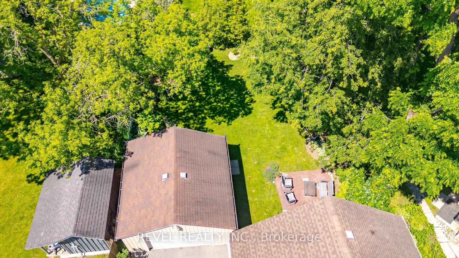 73 Grand River Street S • Brant, ON photo 31