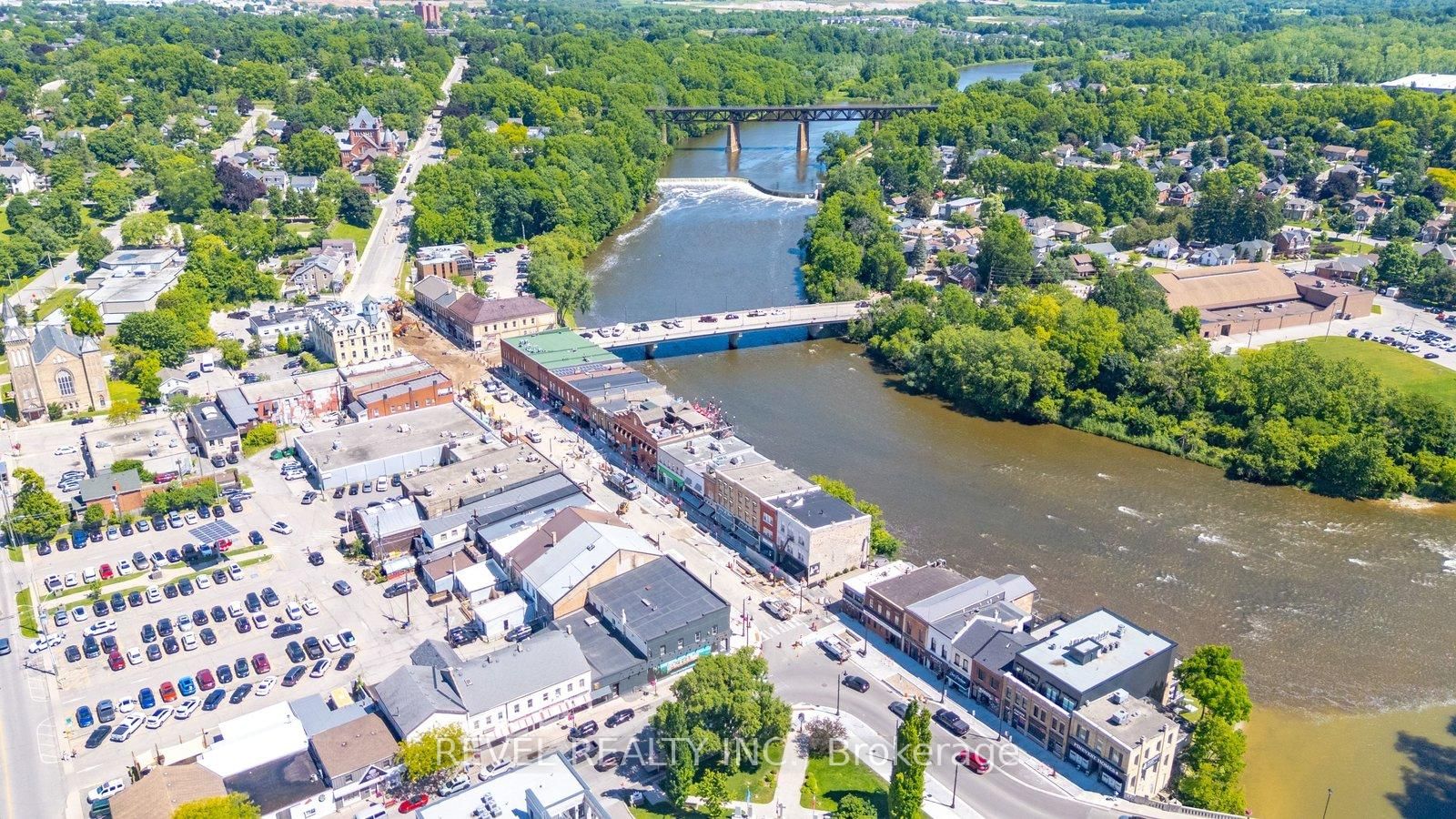 73 Grand River Street S • Brant, ON photo 39