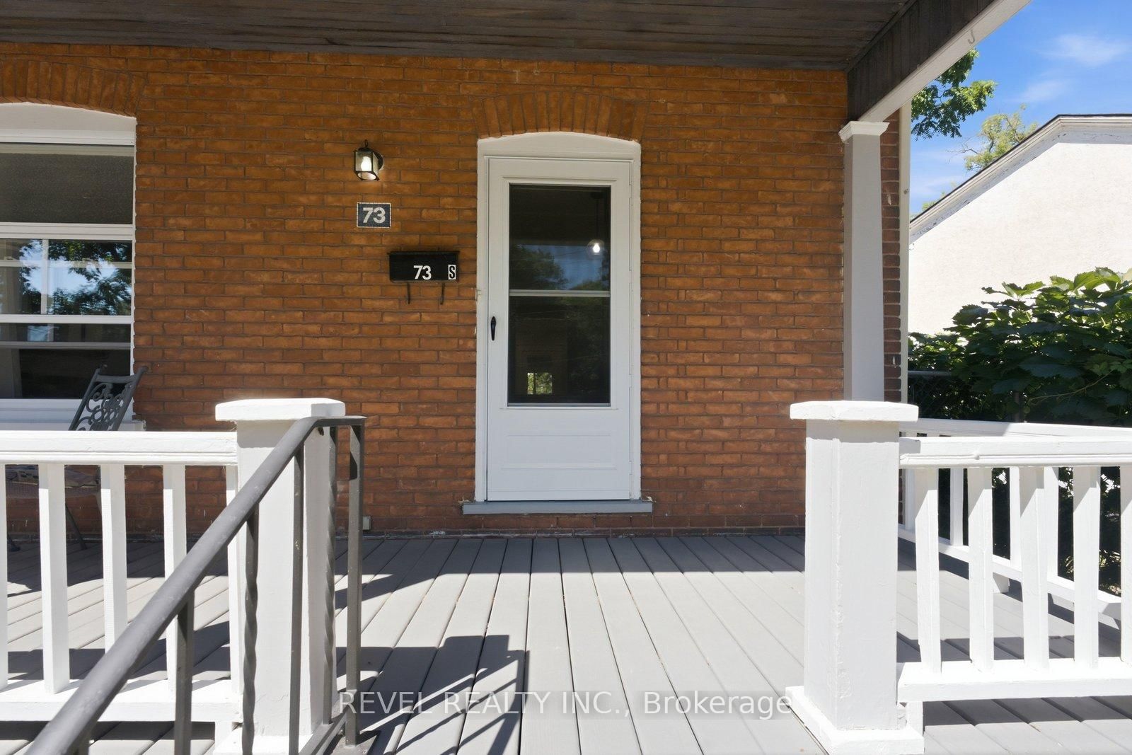 73 Grand River Street S • Brant, ON photo 8