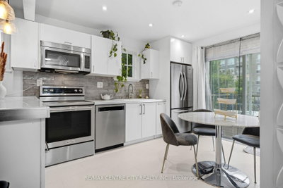 529 Highbury Avenue N • London East, ON photo 8