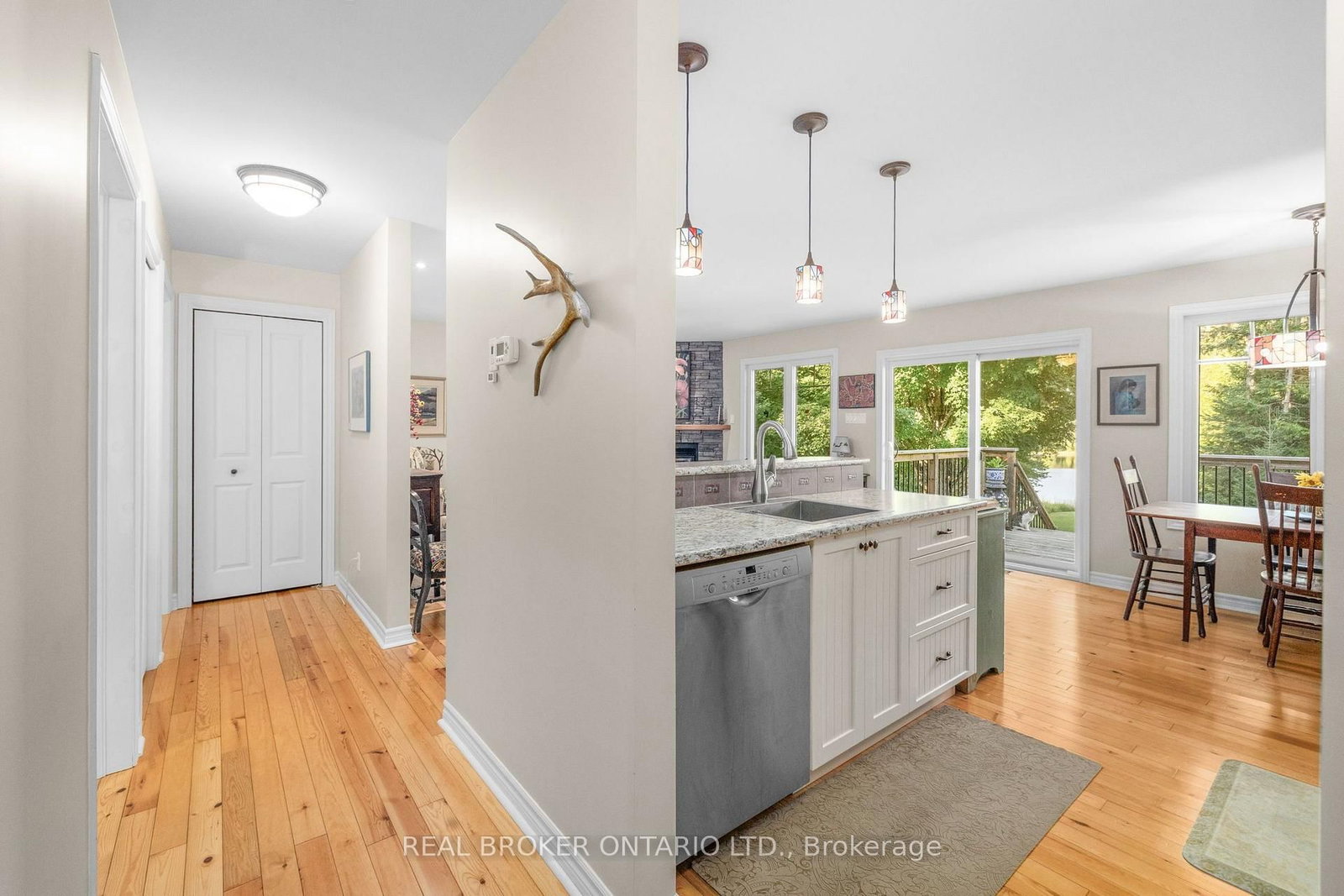 592 Caldwell Lane • Clayton, ON photo 12