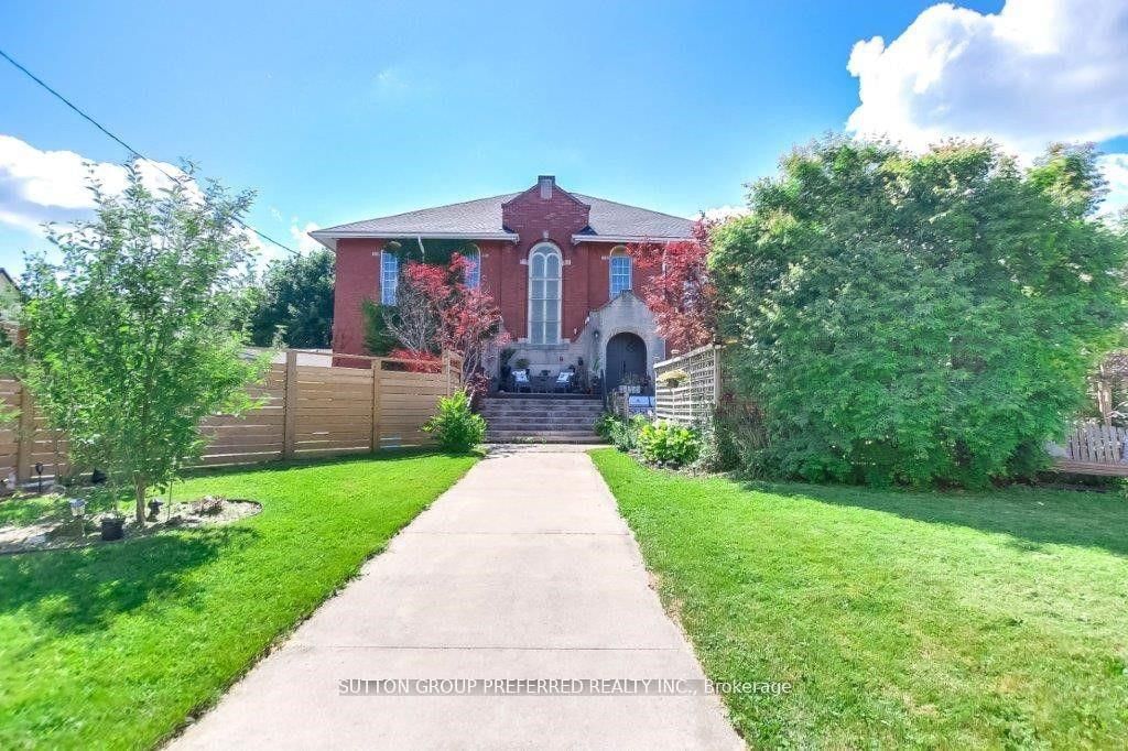 73 Fifth Avenue • St. Thomas, ON photo 1