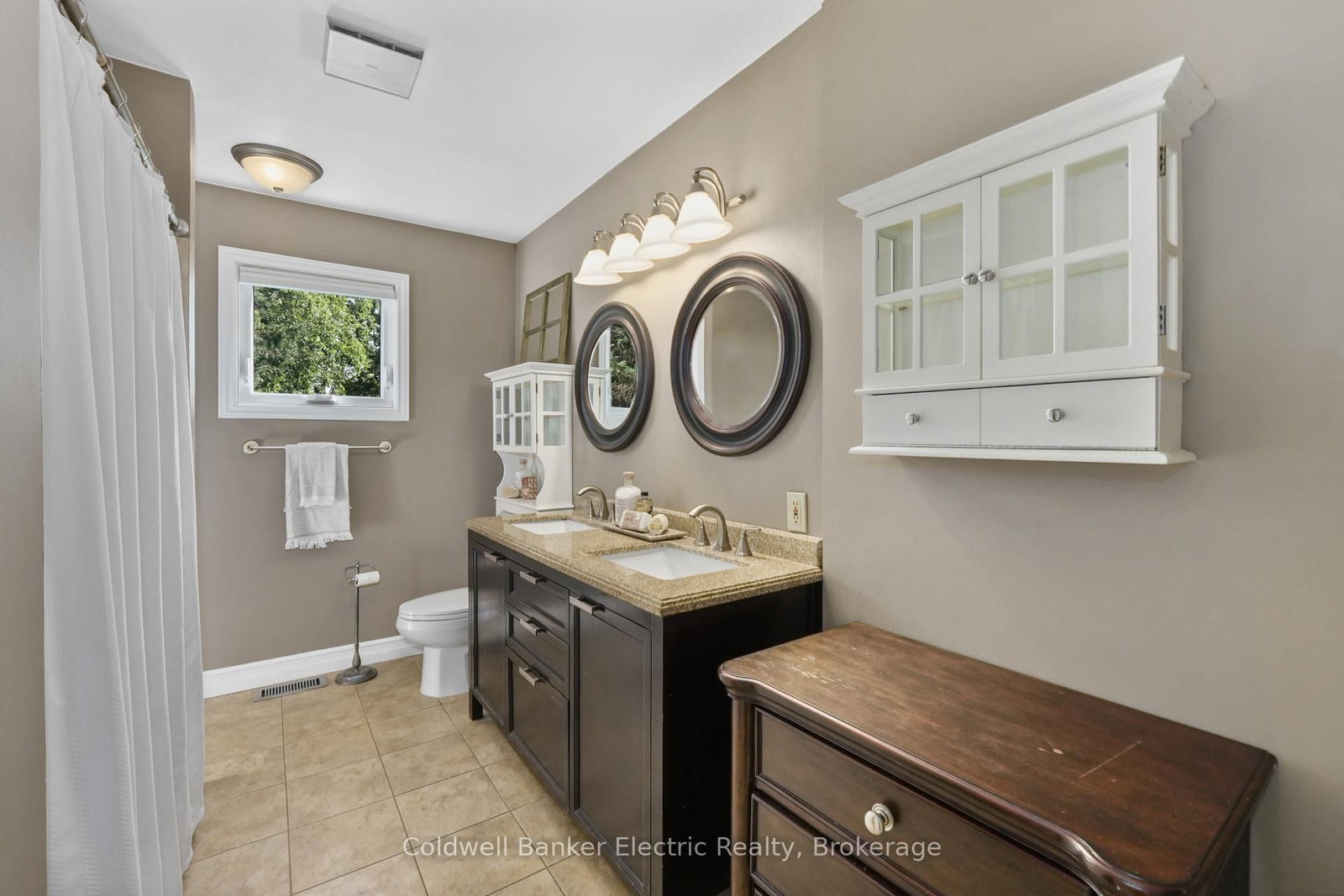 117 Pinecrest Avenue • Otonabee-South Monaghan, ON photo 15