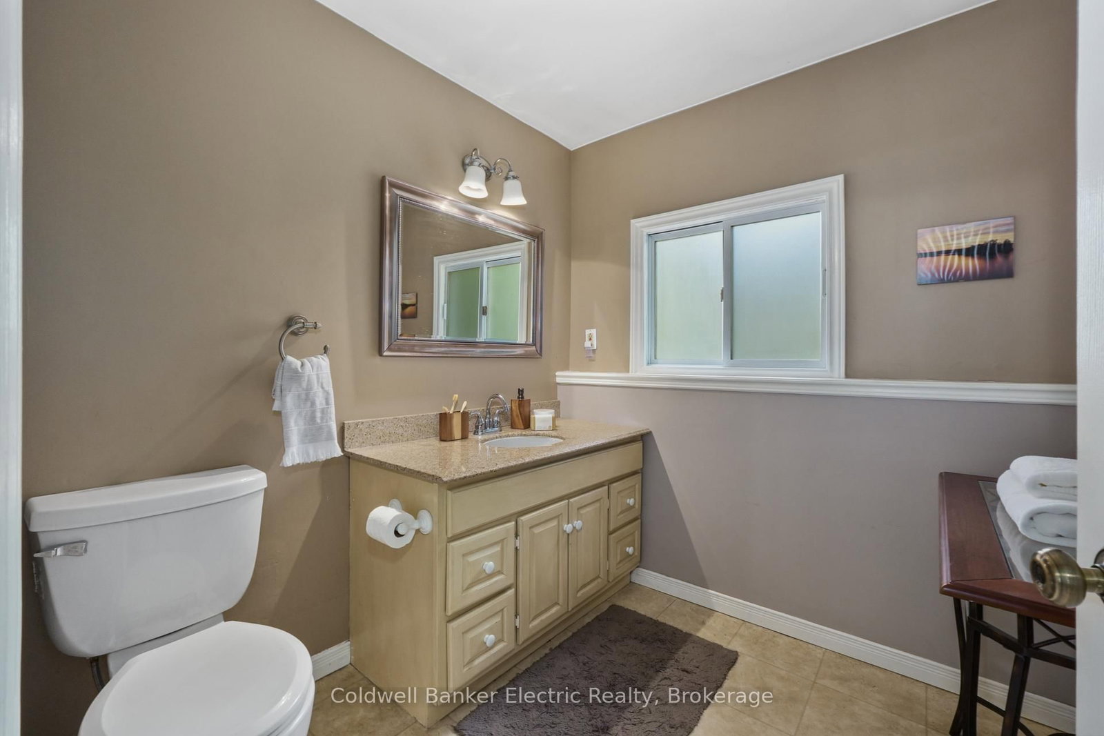 117 Pinecrest Avenue • Otonabee-South Monaghan, ON photo 16