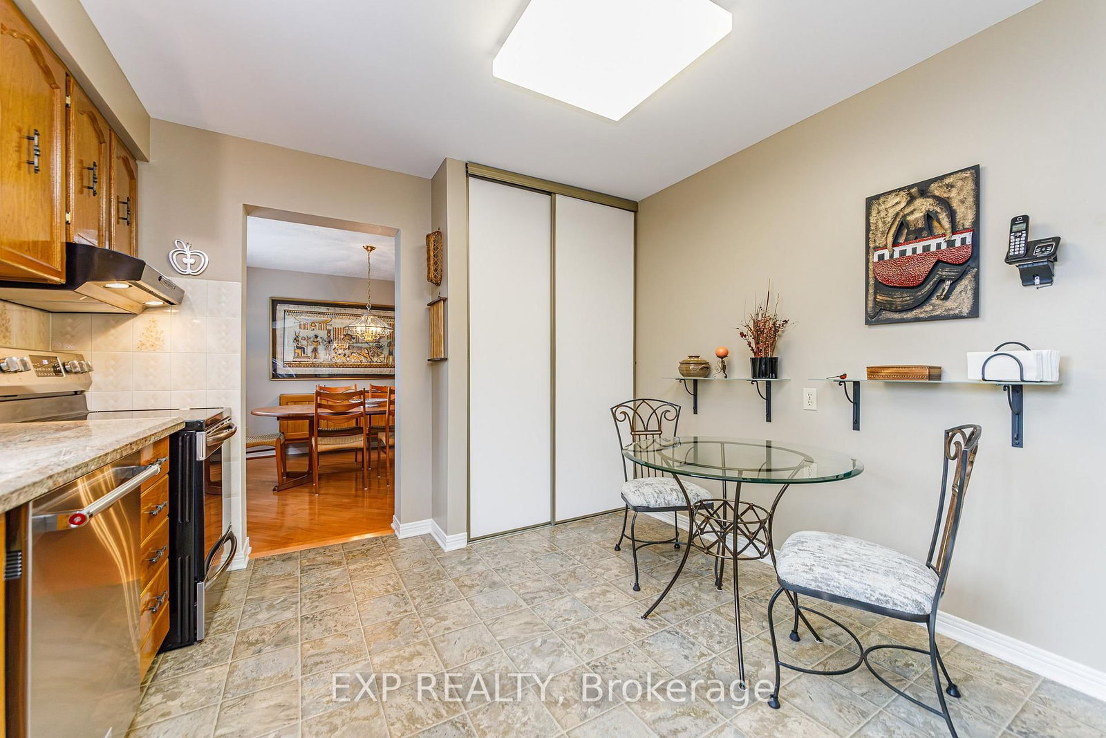 1166 Bordeau Grove • Ottawa, ON photo 16