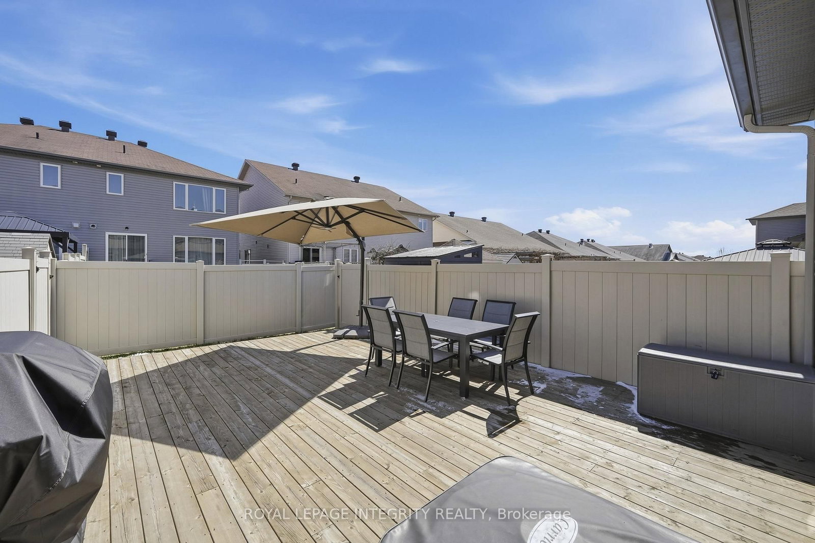 256 Gossamer Street • Ottawa, ON photo 34
