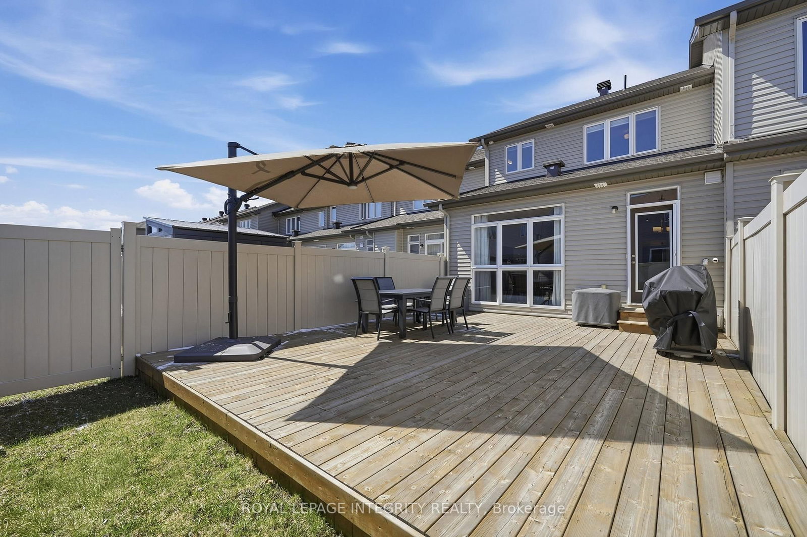 256 Gossamer Street • Ottawa, ON photo 37