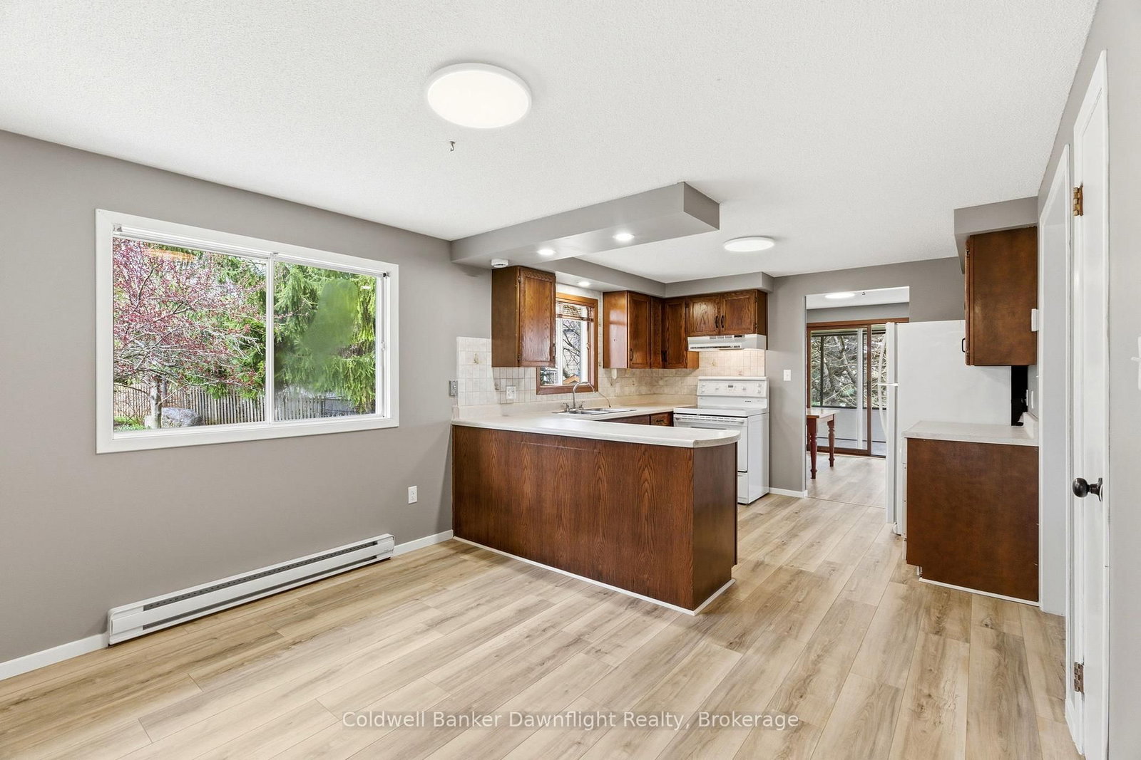 516 Maitland Court • North Huron, ON photo 18
