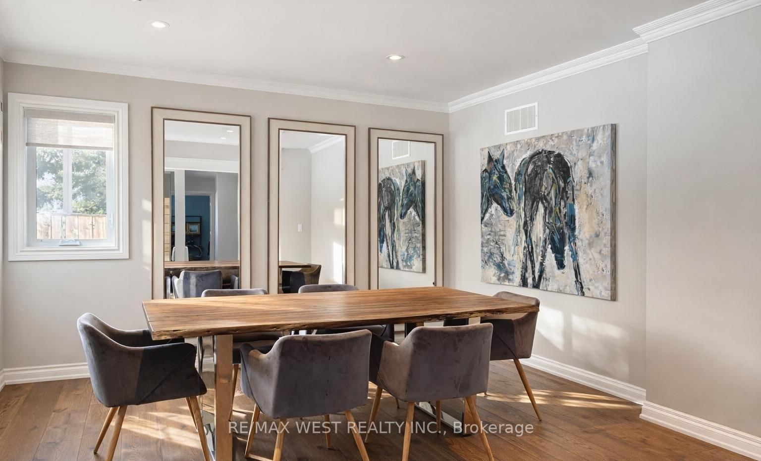 26 Hostein Drive • Hamilton, ON photo 3