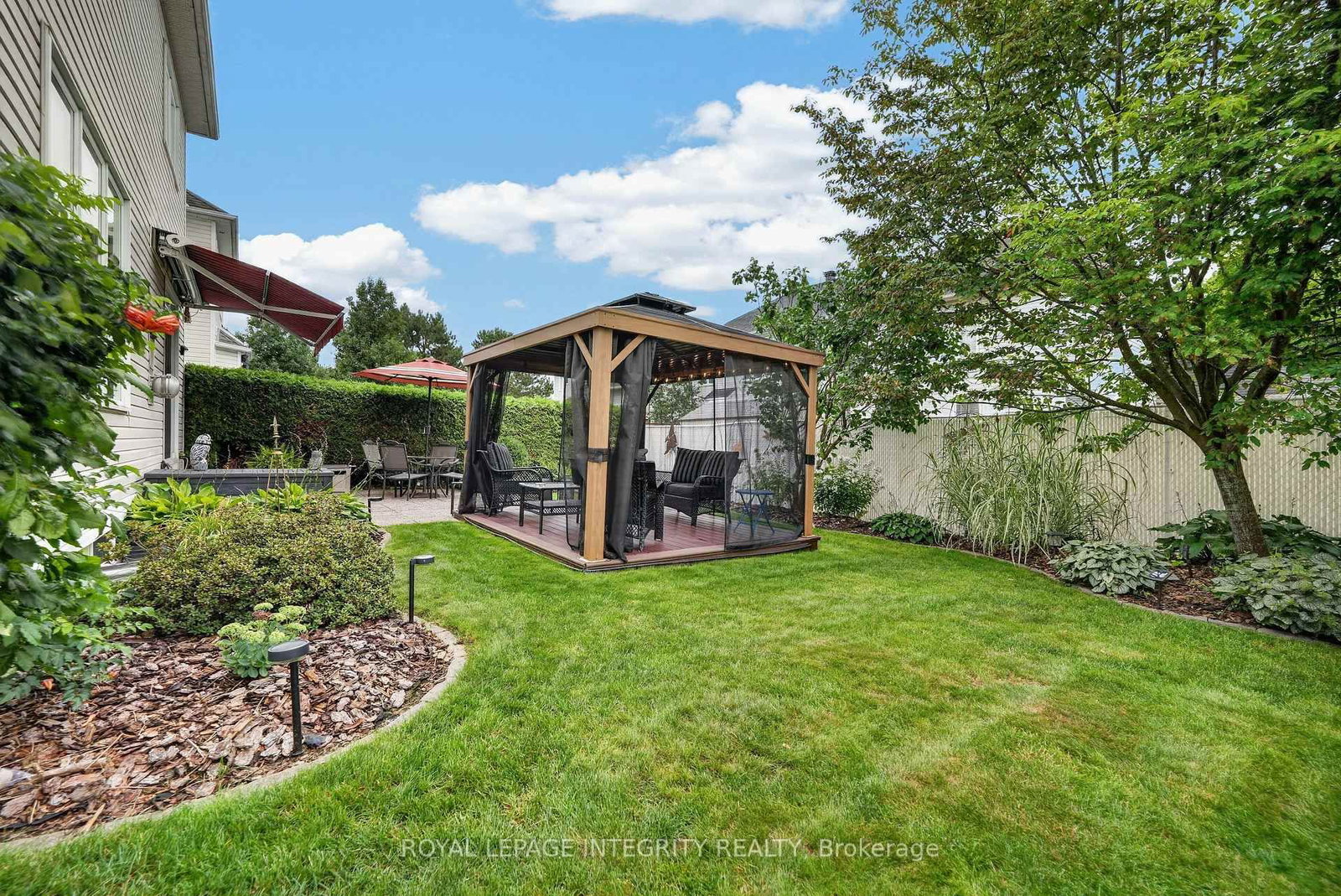 2117 Sandy Oaks Drive • Ottawa, ON photo 41