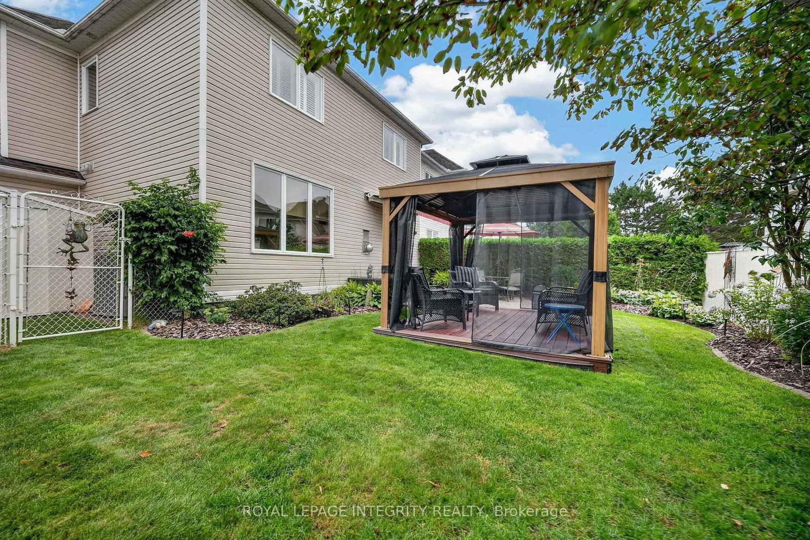 2117 Sandy Oaks Drive • Ottawa, ON photo 42