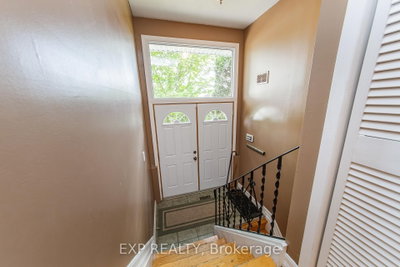 5434 Long Island Road • Ottawa, ON photo 2