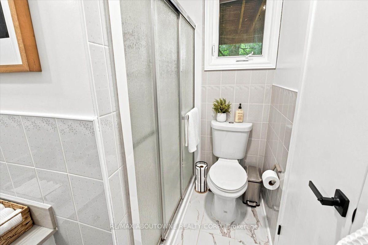 943 Mayfair Crescent • Kingston, ON photo 18