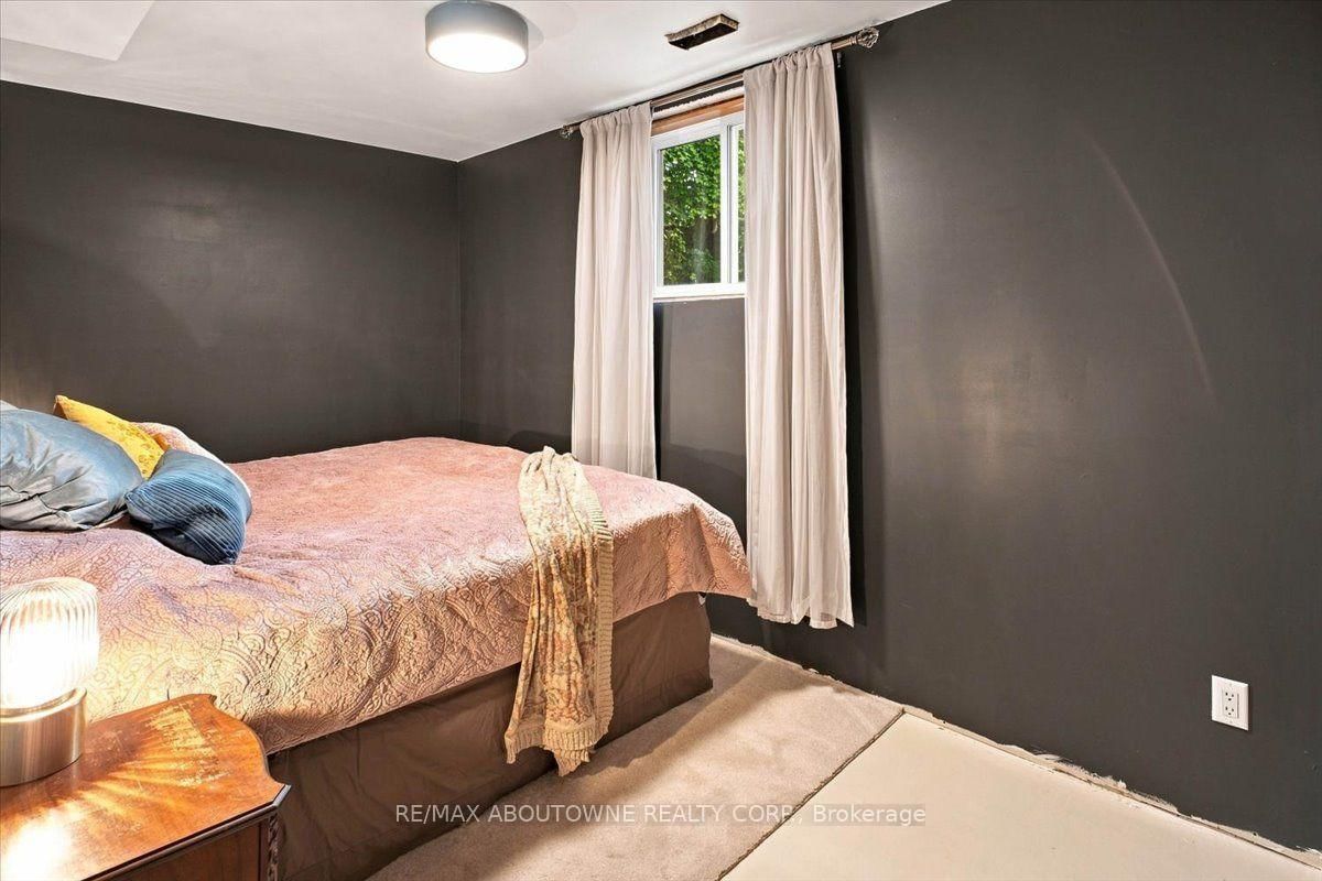 943 Mayfair Crescent • Kingston, ON photo 29