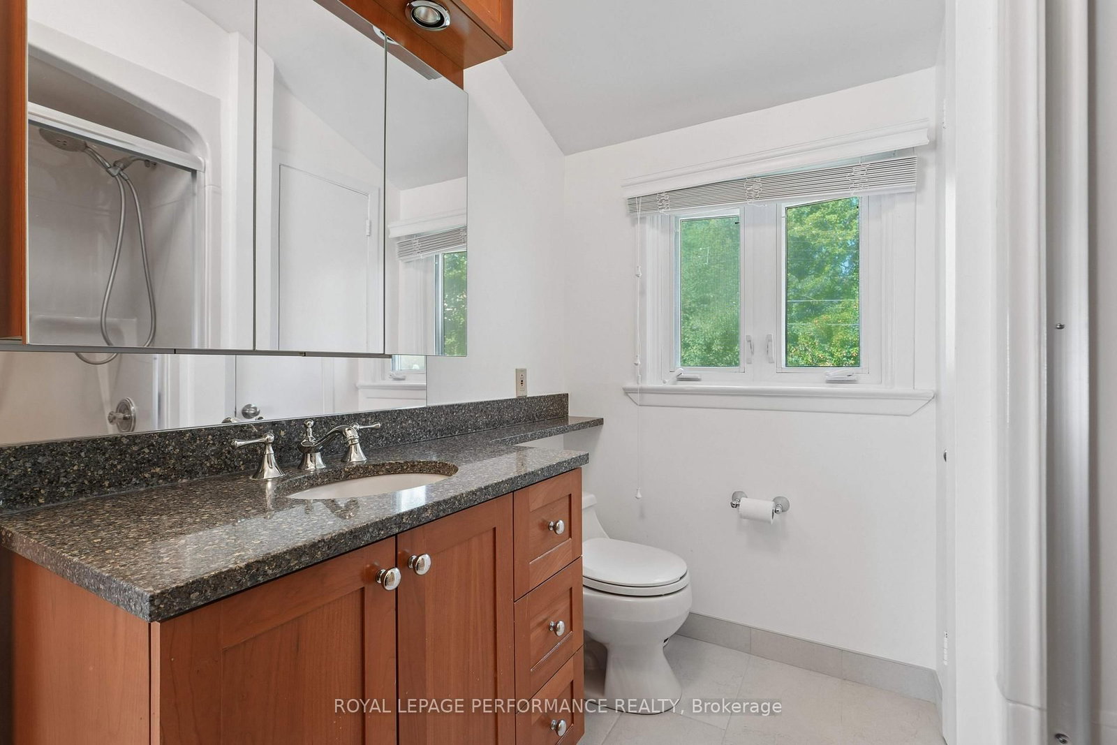 49 Glencairn Avenue • Ottawa, ON photo 22