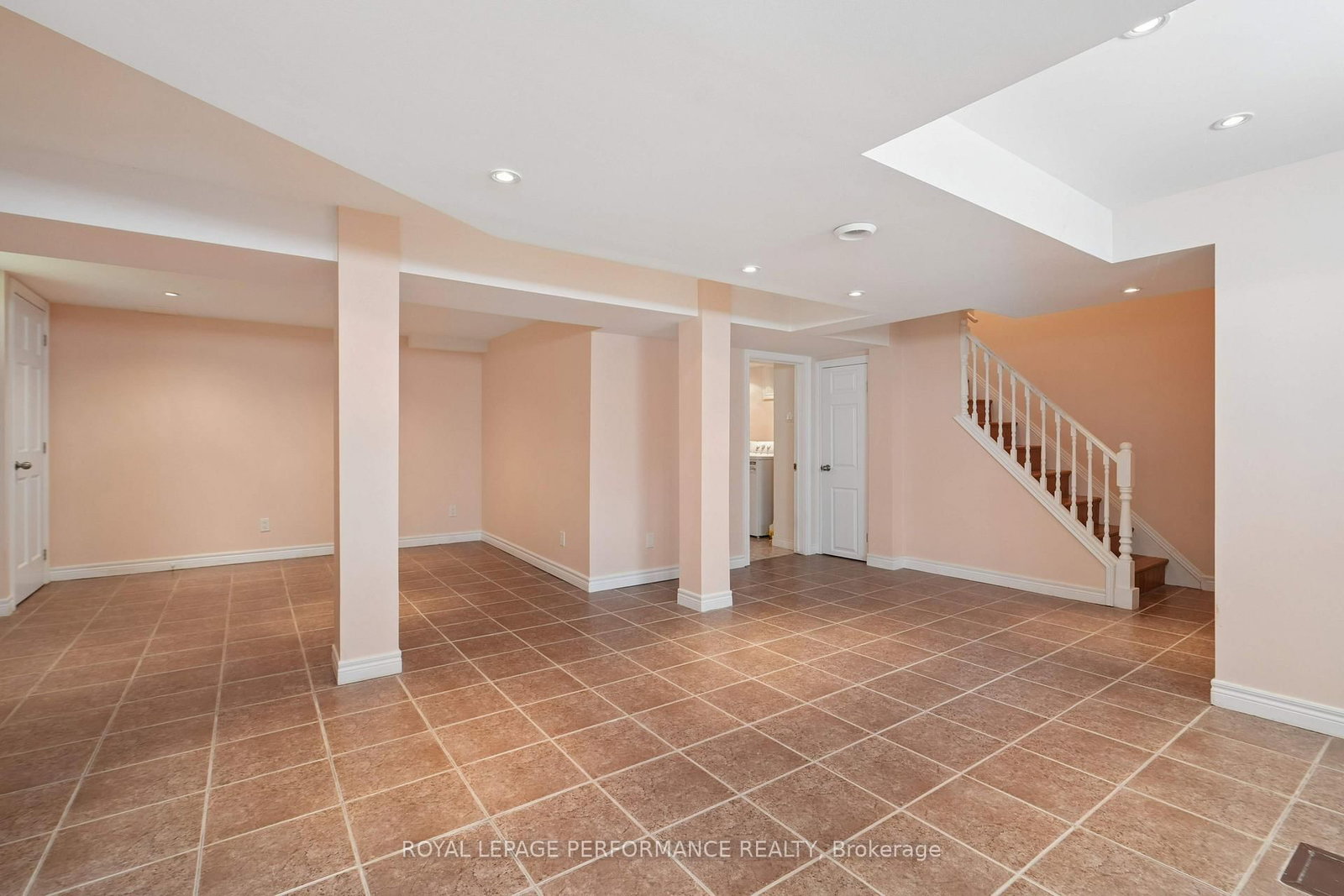 49 Glencairn Avenue • Ottawa, ON photo 26
