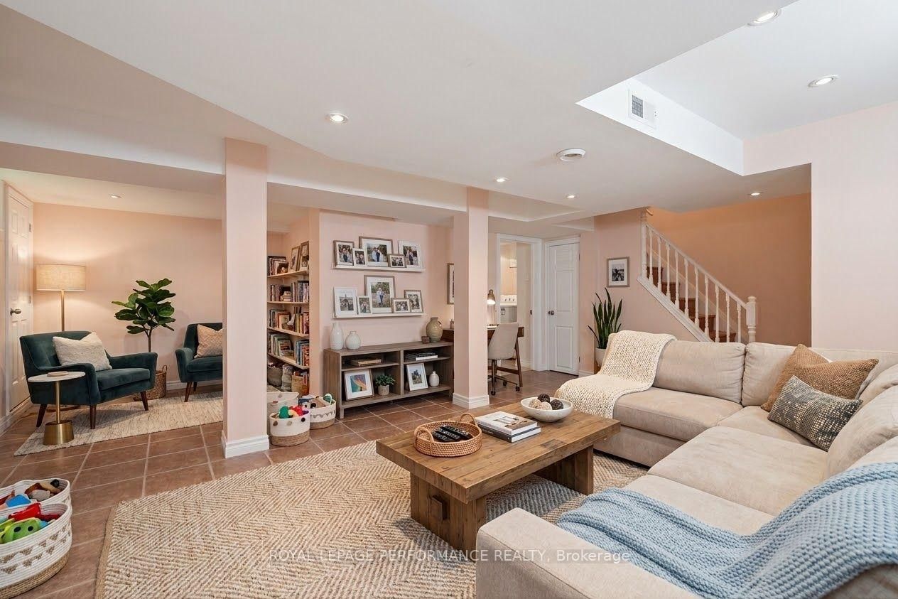 49 Glencairn Avenue • Ottawa, ON photo 37