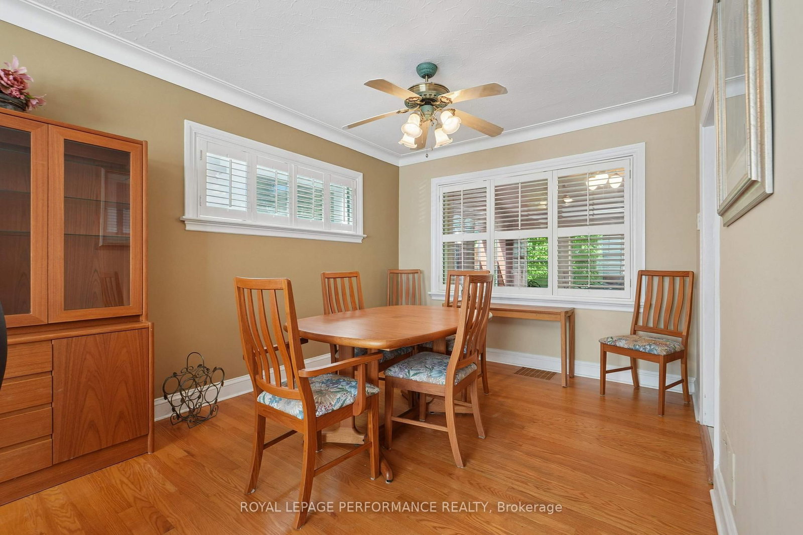 49 Glencairn Avenue • Ottawa, ON photo 6