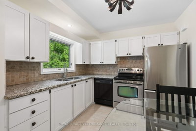 49 Glencairn Avenue • Ottawa, ON photo 9
