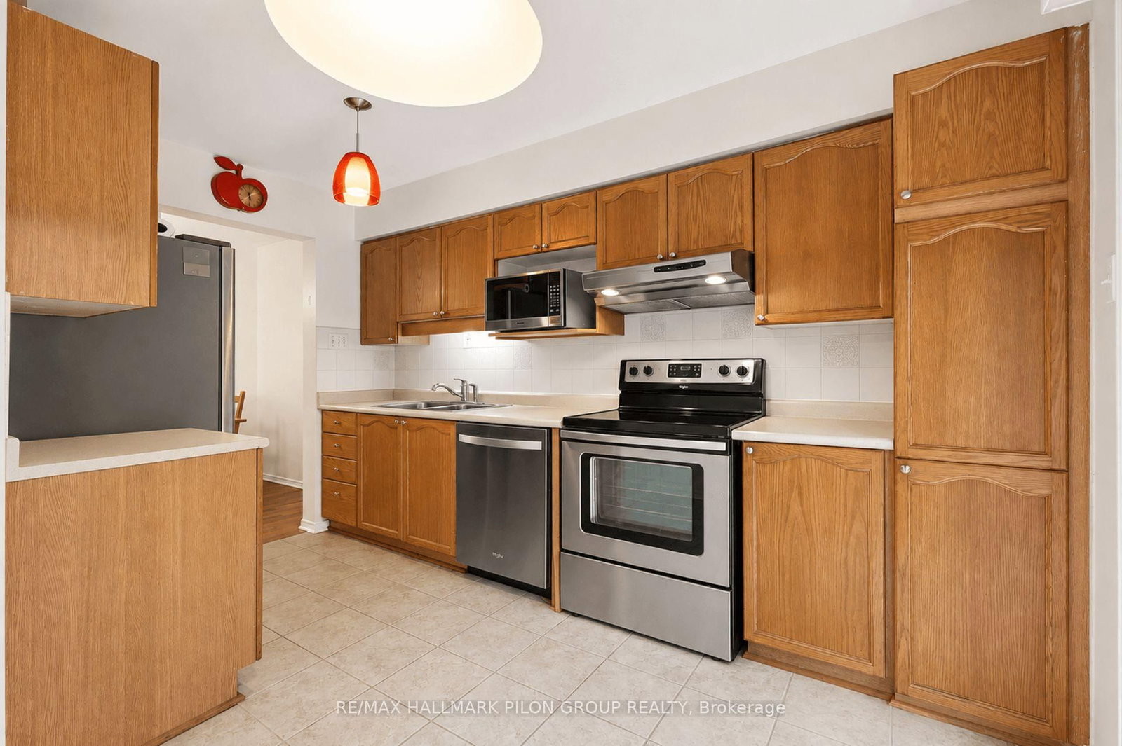 48 Jackman Terrace • Ottawa, ON photo 8