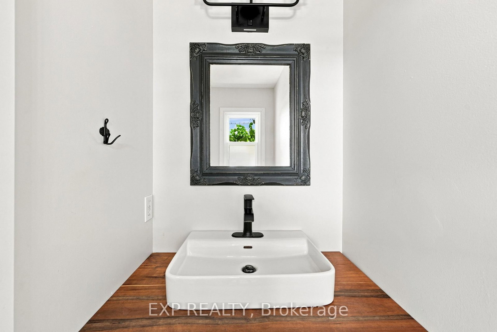 711 New Hampshire Street • Waterloo, ON photo 6