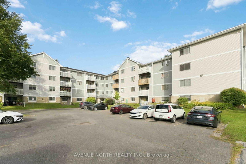 210 - 212 Viewmount Drive