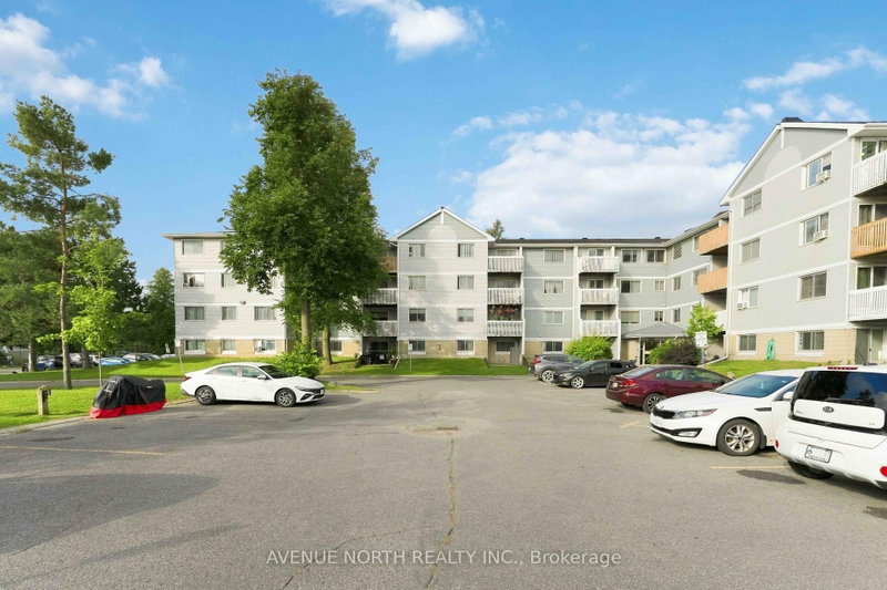 210 - 212 Viewmount Drive