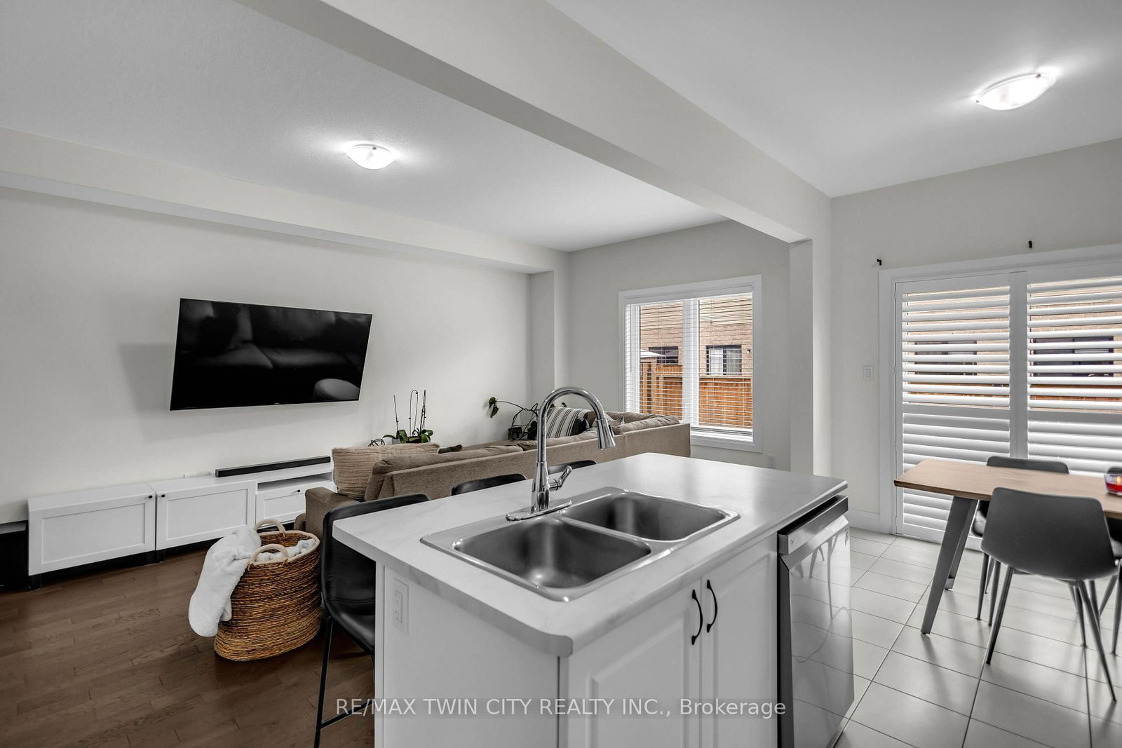 536 Grey Street • Brantford, ON photo 11