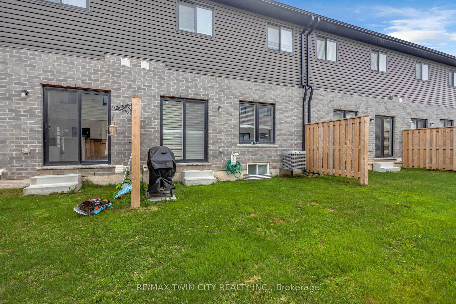 536 Grey Street • Brantford, ON photo 25