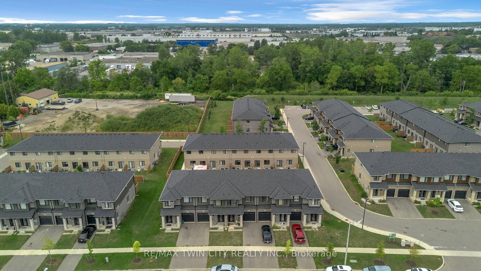 536 Grey Street • Brantford, ON photo 32