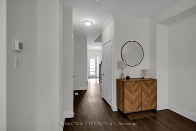 536 Grey Street • Brantford, ON photo 5