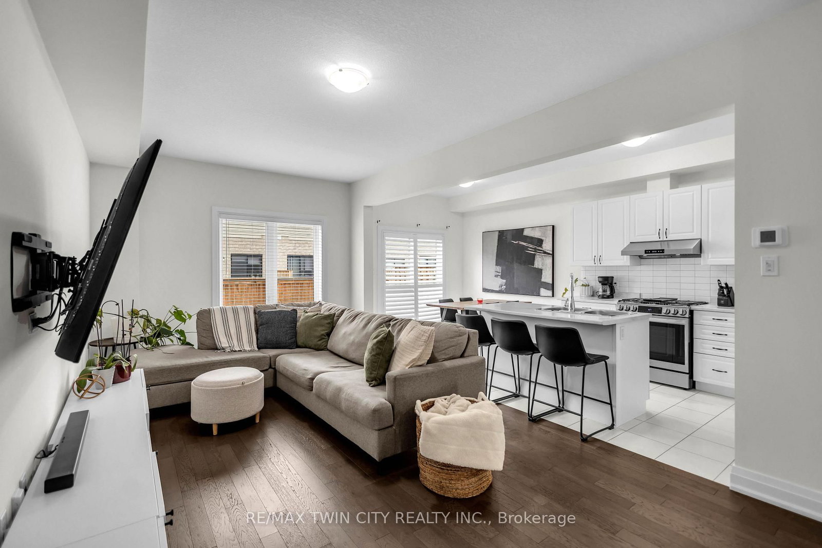 536 Grey Street • Brantford, ON photo 6