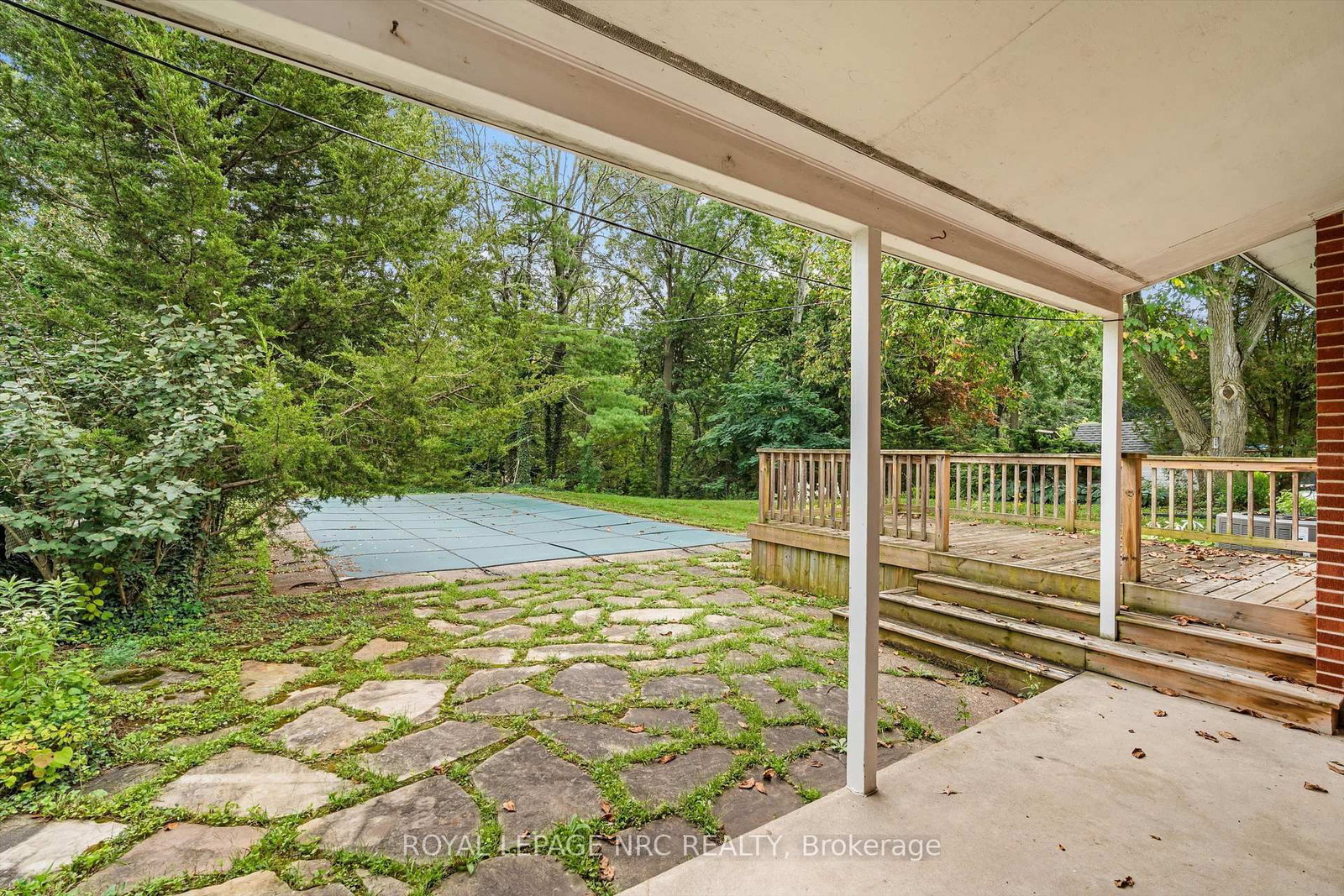 21 Parklane Crescent • St. Catharines, ON photo 33