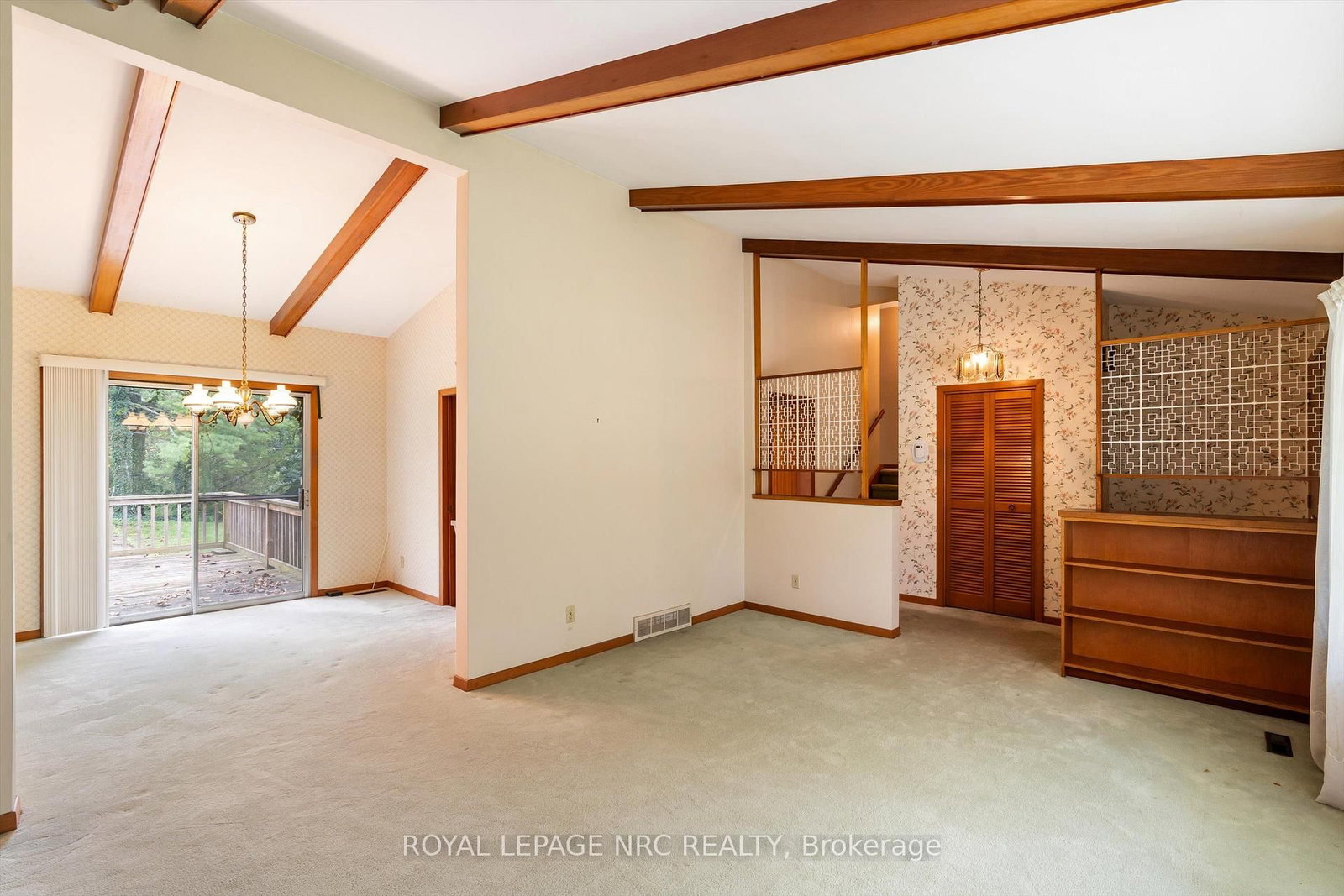 21 Parklane Crescent • St. Catharines, ON photo 8