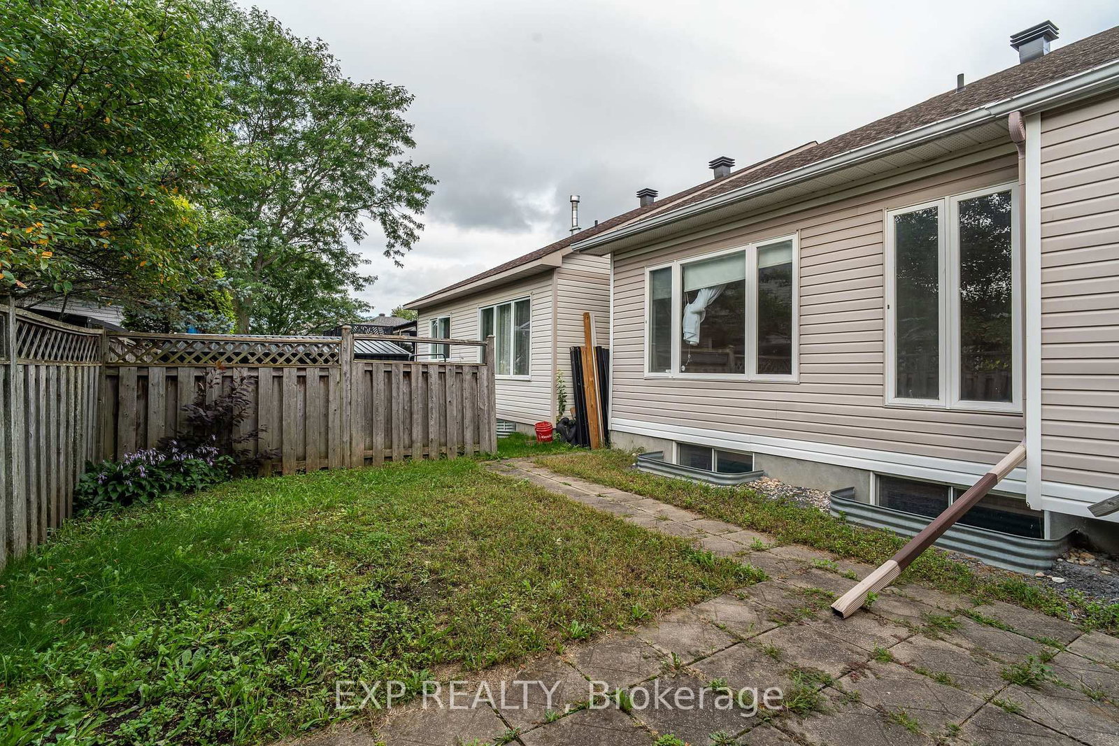 6 Windchime Crescent • Ottawa, ON photo 40