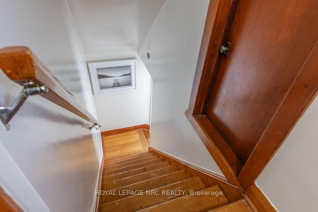 7992 Peter Street • Niagara Falls, ON photo 16