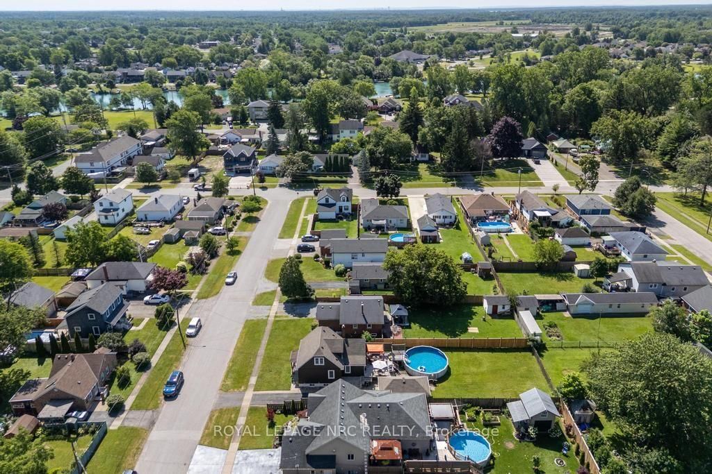 7992 Peter Street • Niagara Falls, ON photo 32