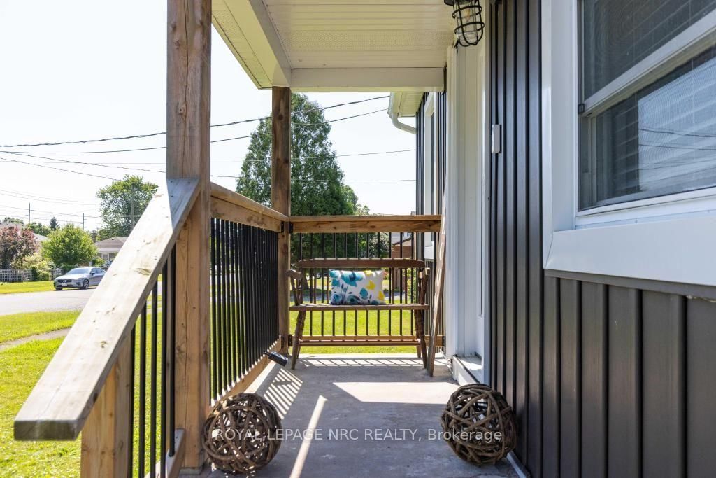 7992 Peter Street • Niagara Falls, ON photo 4