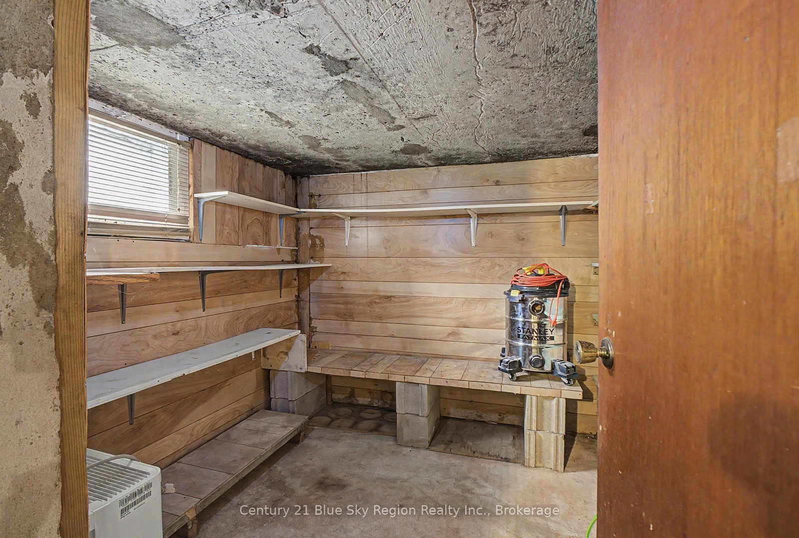 496 First Avenue E • North Bay, ON photo 24