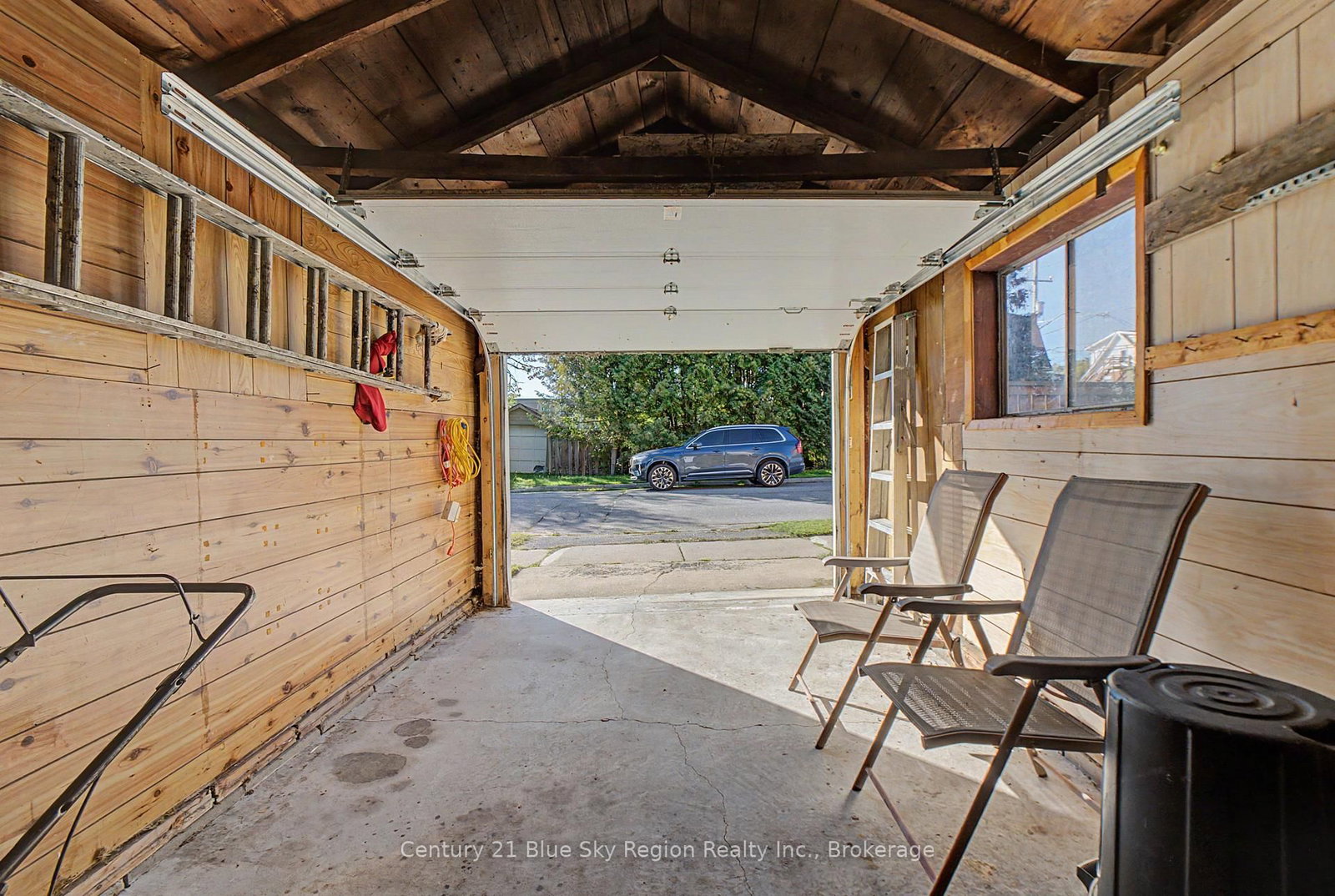 496 First Avenue E • North Bay, ON photo 32