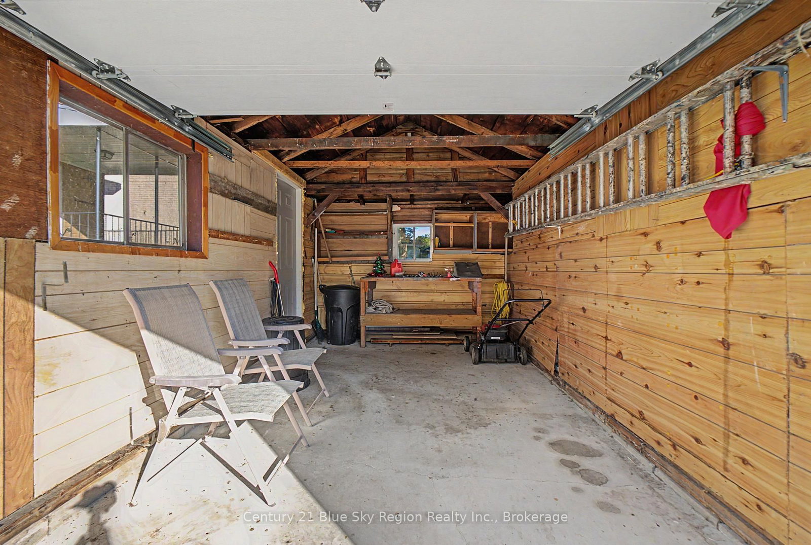 496 First Avenue E • North Bay, ON photo 33
