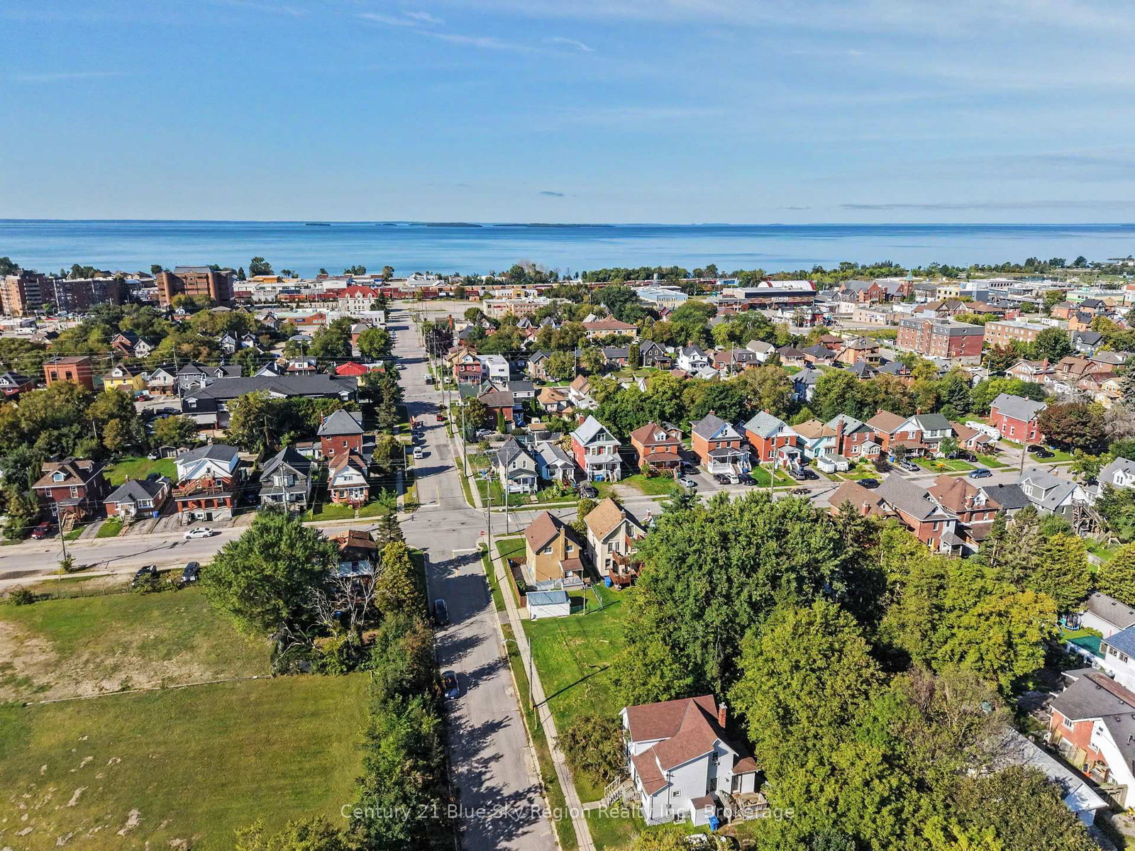 496 First Avenue E • North Bay, ON photo 35