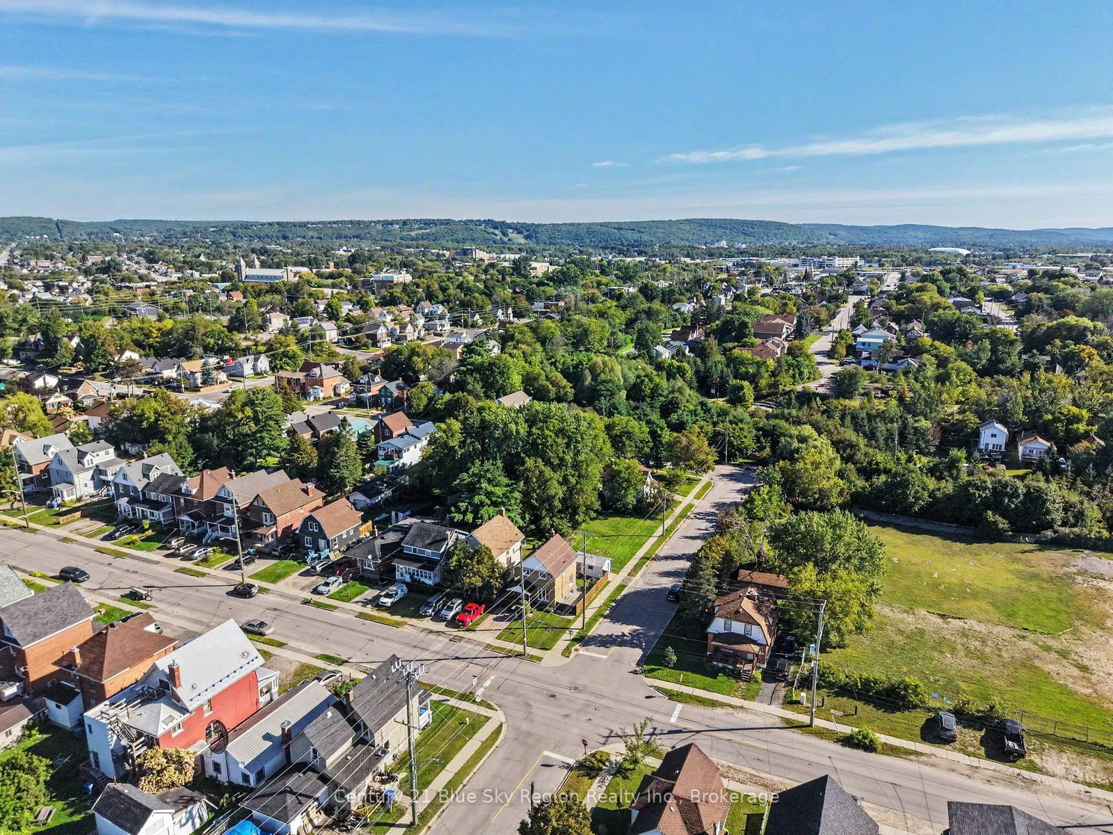 496 First Avenue E • North Bay, ON photo 38