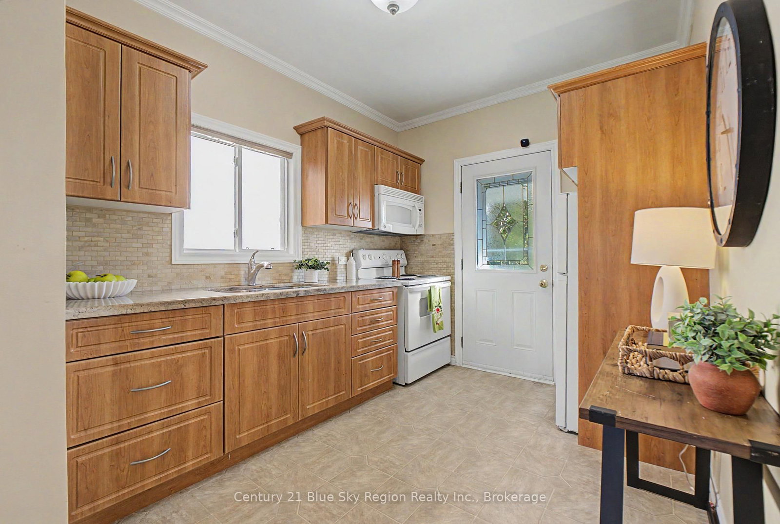 496 First Avenue E • North Bay, ON photo 4