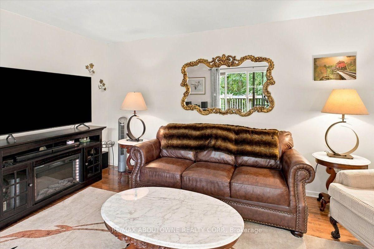 943 Mayfair Crescent • Kingston, ON photo 10