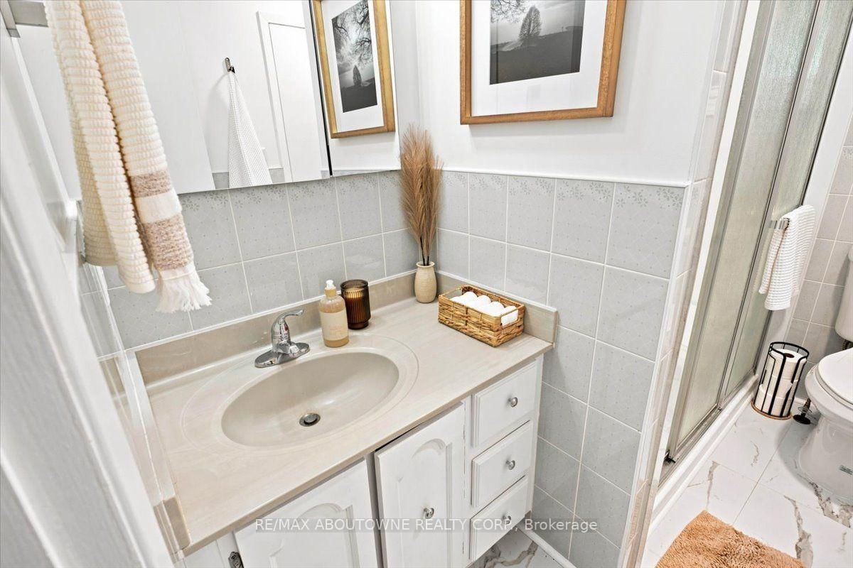 943 Mayfair Crescent • Kingston, ON photo 17