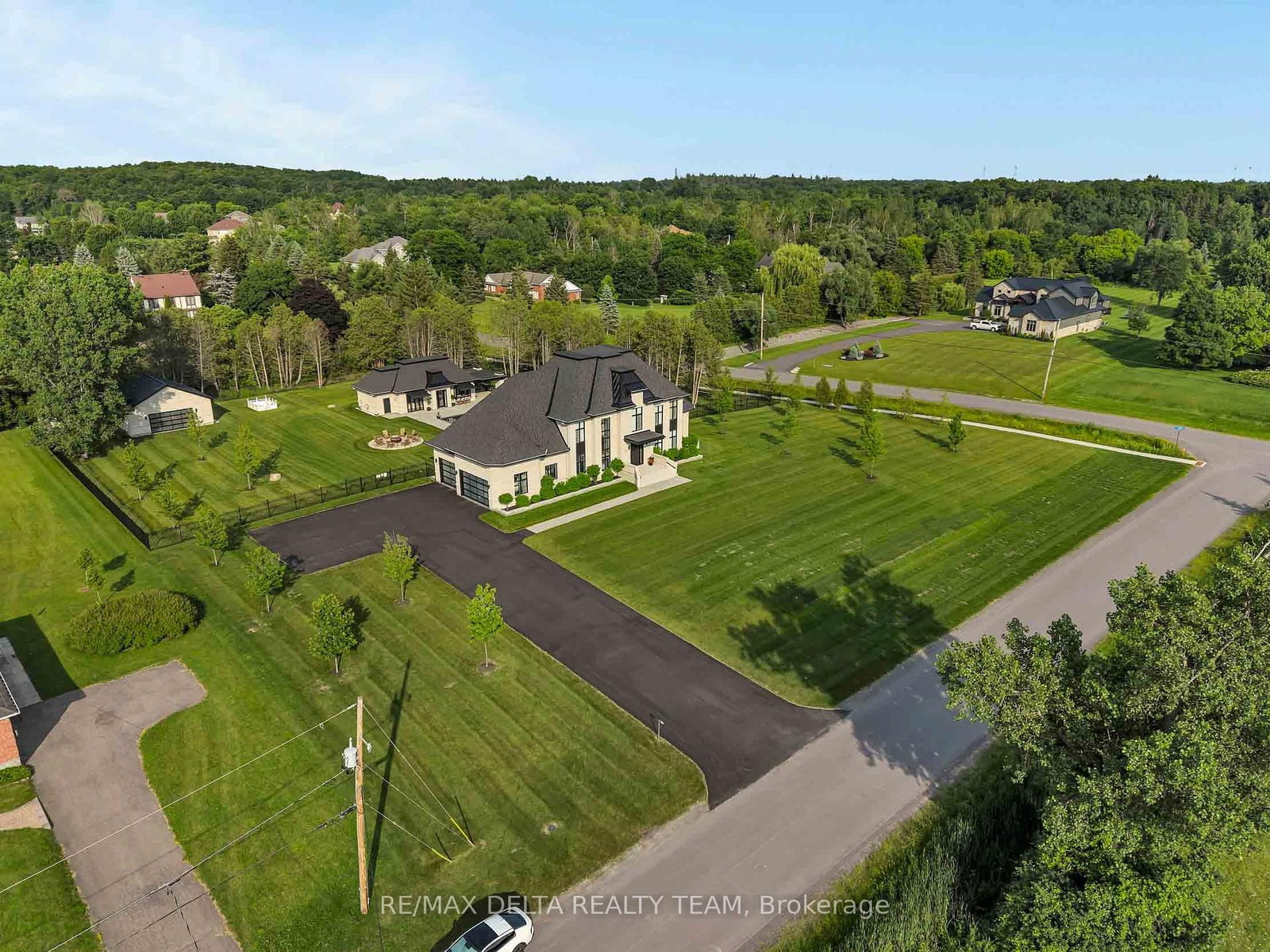 1255 Arbuste Avenue • Ottawa, ON photo 46